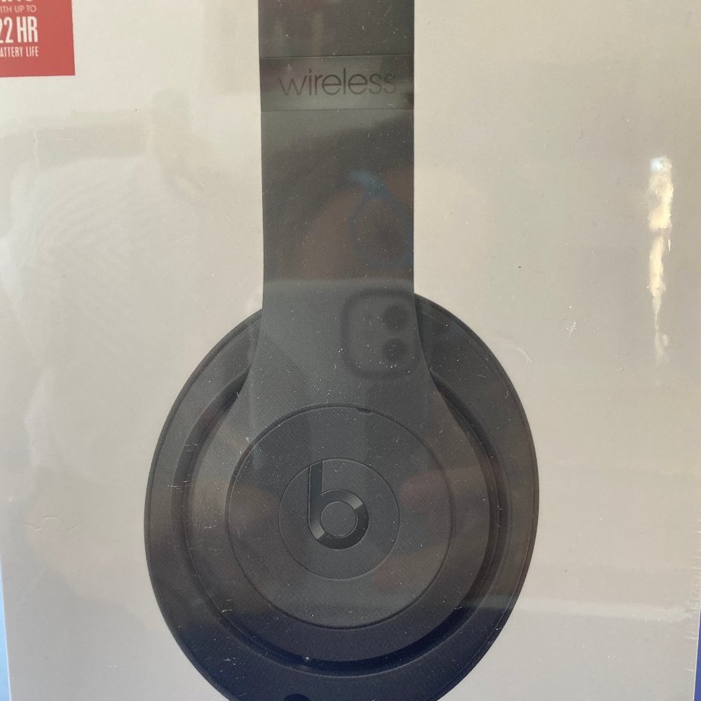 *NWT* Beats Studio 3 Wireless Headphones